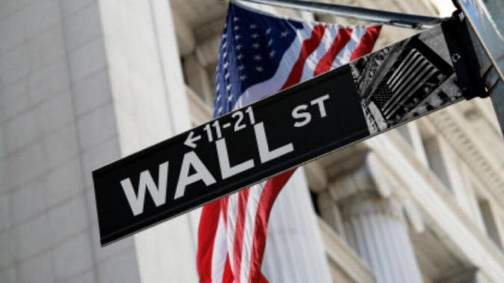 ¿Cómo comprar acciones en Wall Street?