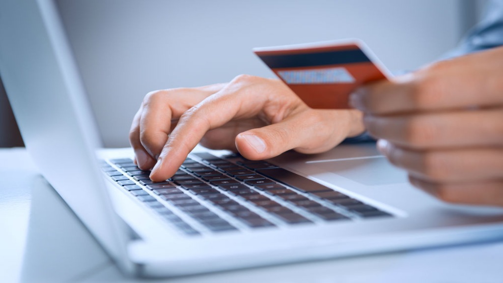 ¿Es seguro comprar en Binance con tarjeta de crédito?